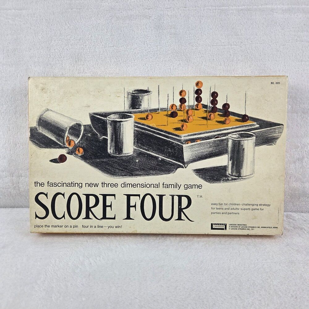 Vintage 1971 Lakeside Score Four 3D Strategy Board Game Complete No. 8325